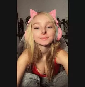  Blonde_vivi Onlyfans Leaked Nude Image #4MZ8cn1yTp