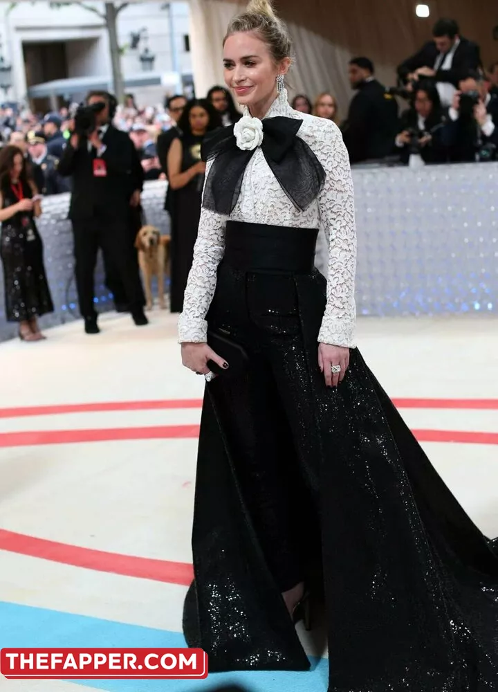  Emily Blunt  Onlyfans Leaked Nude Image #K0309r0E7L