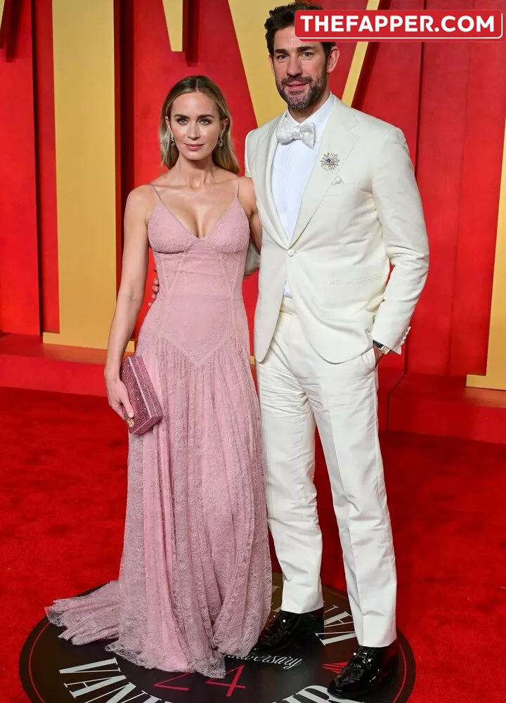  Emily Blunt  Onlyfans Leaked Nude Image #gvK8oPR973