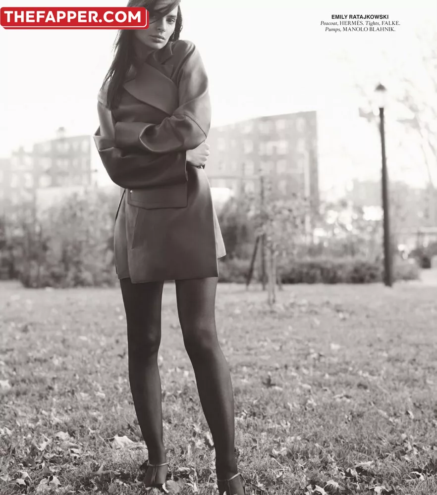 Emily Ratajkowski  Onlyfans Leaked Nude Image #1x1xYpOii3