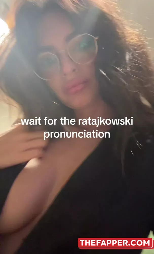  Emily Ratajkowski  Onlyfans Leaked Nude Image #6ymTKM9dde