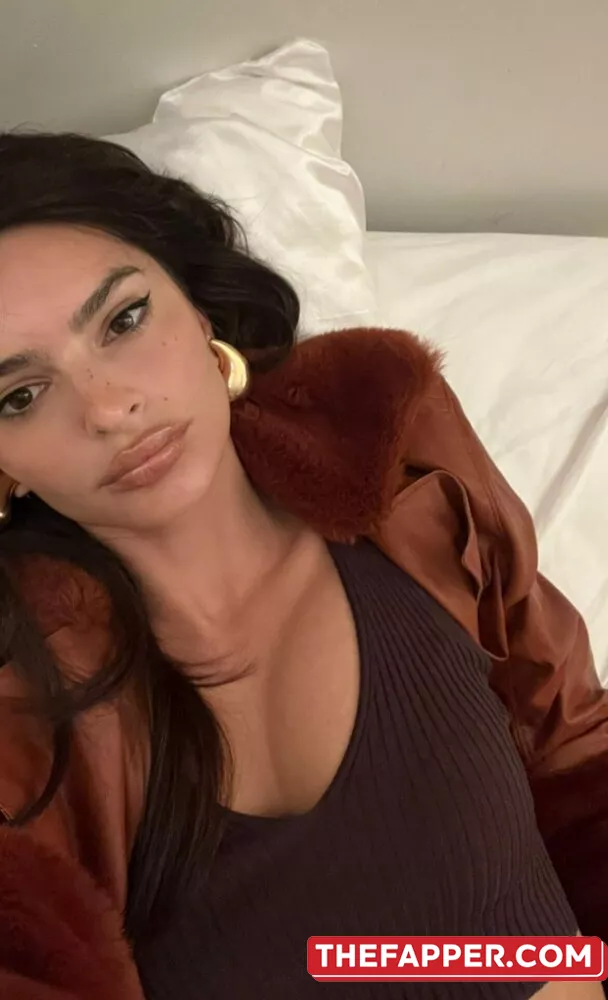  Emily Ratajkowski  Onlyfans Leaked Nude Image #7Y5UKjdk9Y