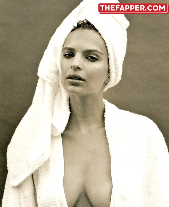  Emily Ratajkowski  Onlyfans Leaked Nude Image #7c4sxYoRcP
