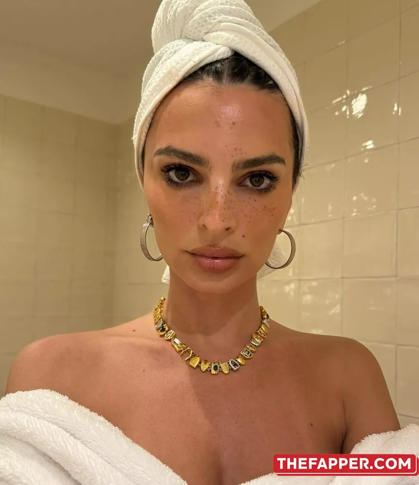 Emily Ratajkowski  Onlyfans Leaked Nude Image #8om71e4GL2