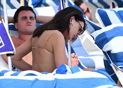  Emily Ratajkowski Onlyfans Leaked Nude Image #AtzIhI8sLk