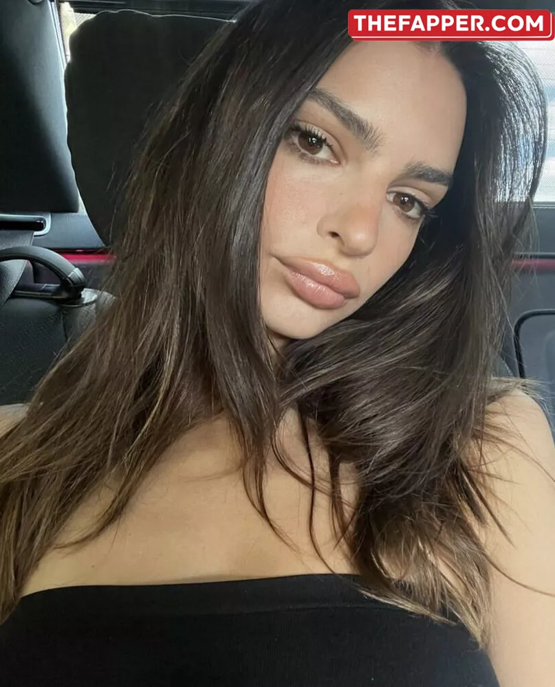  Emily Ratajkowski  Onlyfans Leaked Nude Image #D38Y3Ge5V1