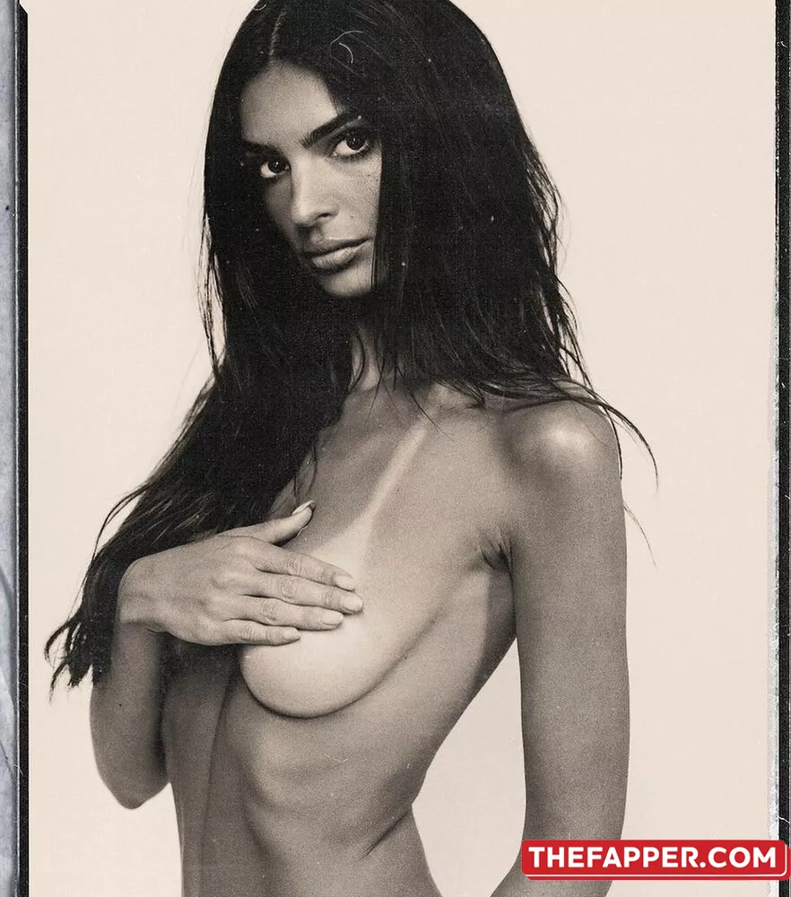  Emily Ratajkowski  Onlyfans Leaked Nude Image #D9eLfwleEI