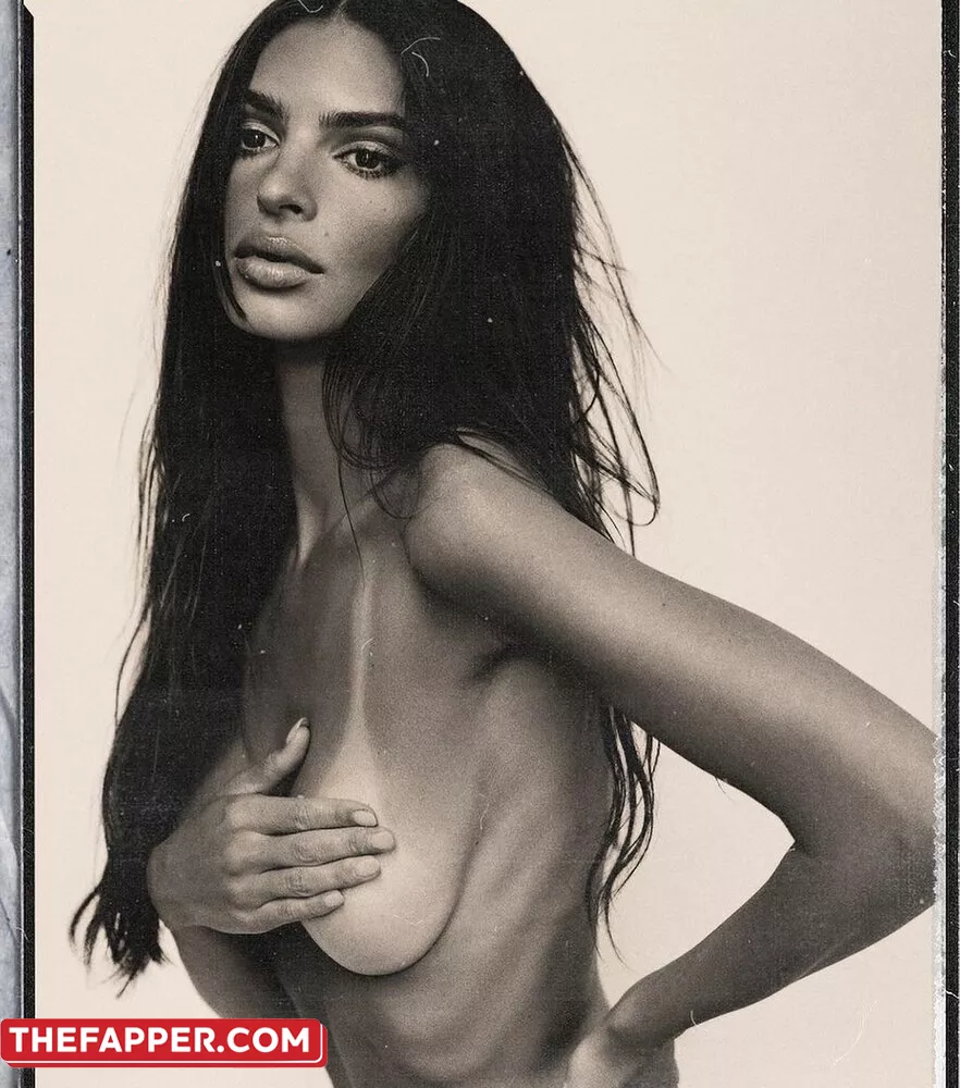  Emily Ratajkowski  Onlyfans Leaked Nude Image #EDtUEKfmGI
