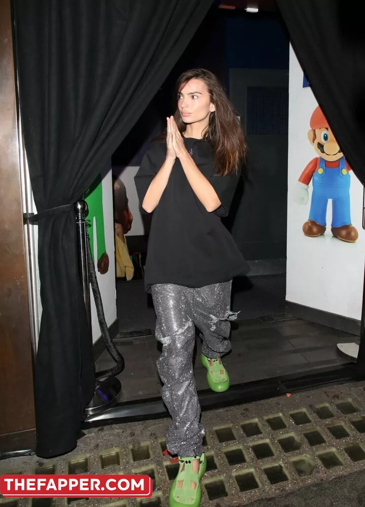  Emily Ratajkowski  Onlyfans Leaked Nude Image #Fl4pytIqdc