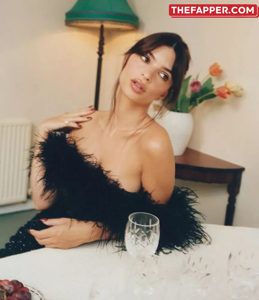 Emily Ratajkowski  Onlyfans Leaked Nude Image #Fw2kE7FLdh