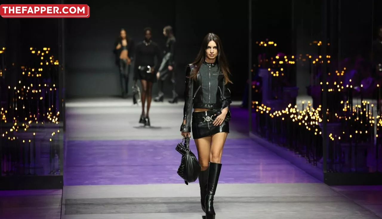  Emily Ratajkowski  Onlyfans Leaked Nude Image #Kdr7wLxXbL