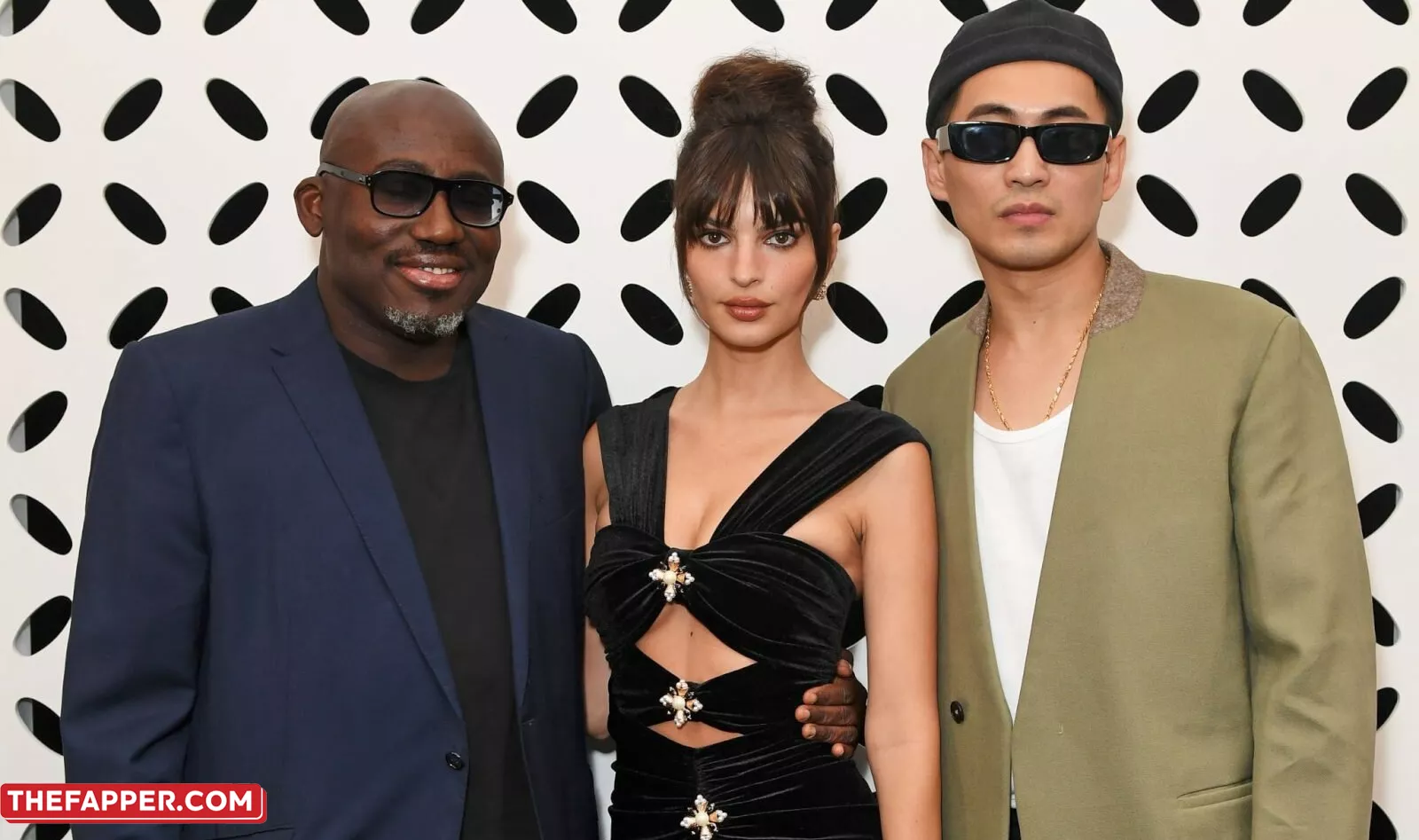  Emily Ratajkowski  Onlyfans Leaked Nude Image #MNxzsYWEup