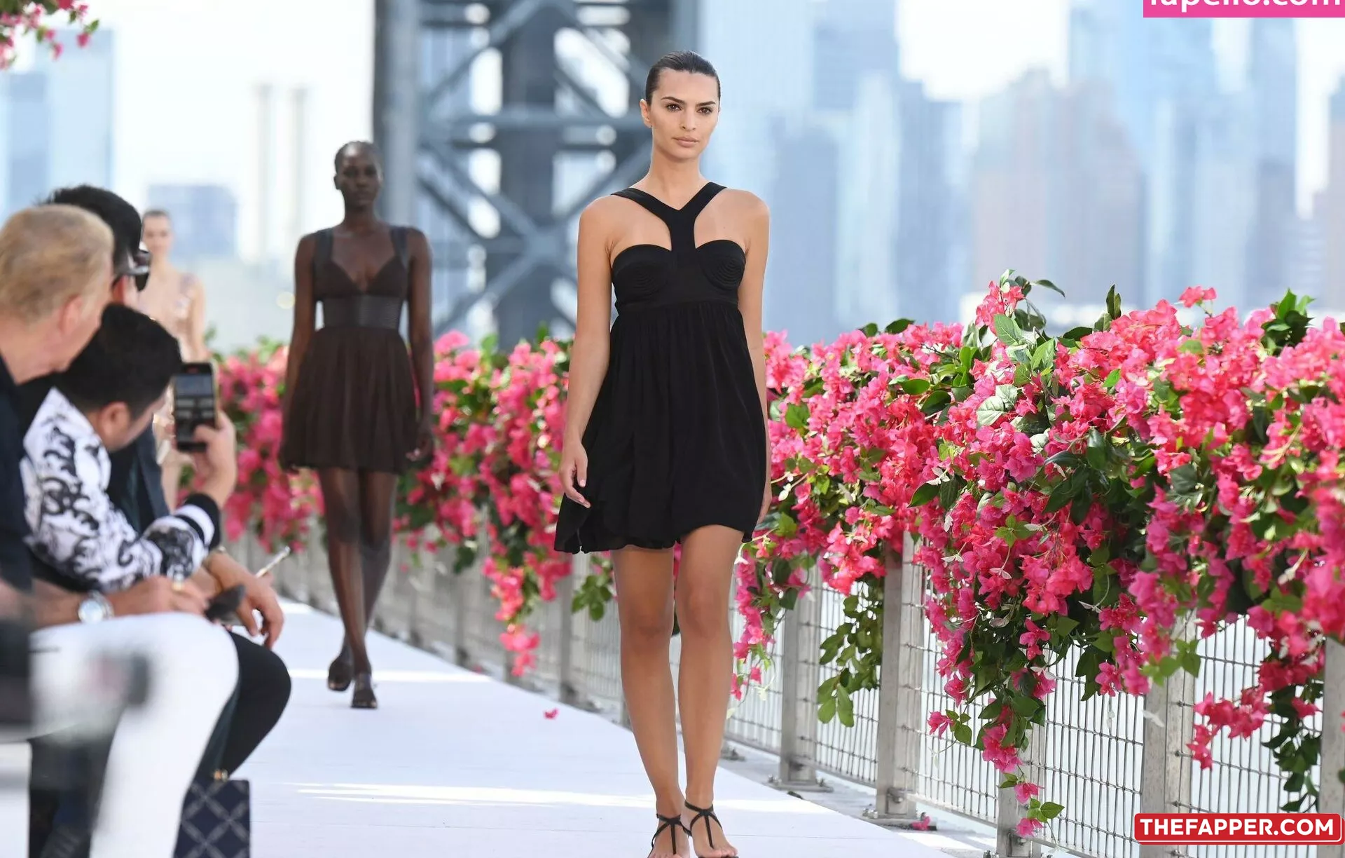  Emily Ratajkowski  Onlyfans Leaked Nude Image #NZDcZcxCy3