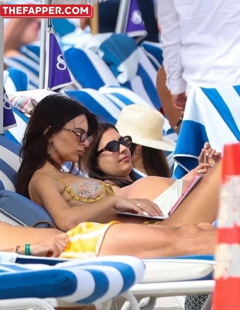  Emily Ratajkowski  Onlyfans Leaked Nude Image #OYPbHuvAY6