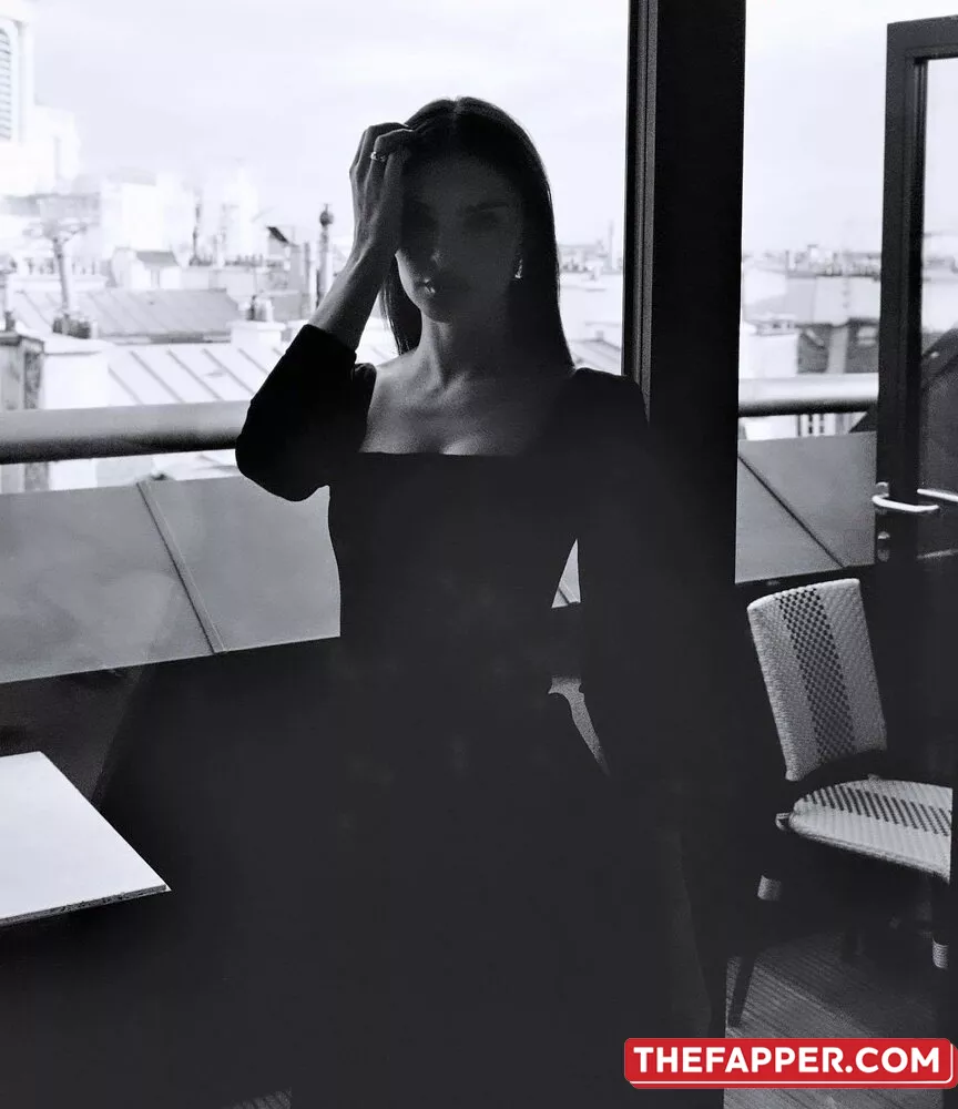  Emily Ratajkowski  Onlyfans Leaked Nude Image #ULeKLjY6tm