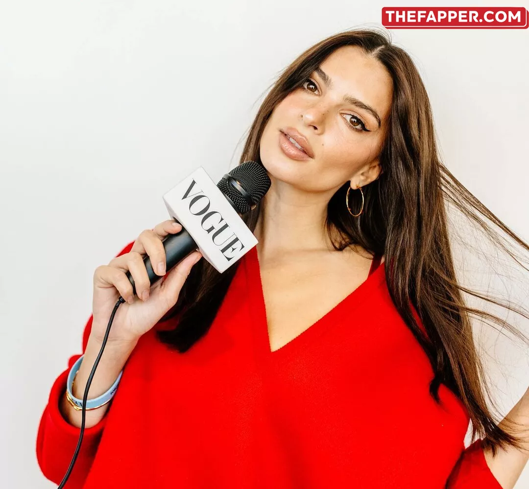  Emily Ratajkowski  Onlyfans Leaked Nude Image #UggFjIcPvW
