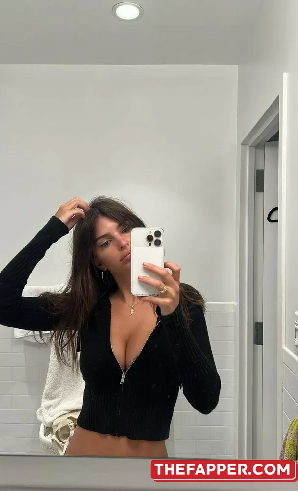  Emily Ratajkowski  Onlyfans Leaked Nude Image #XTjdzfnJx2