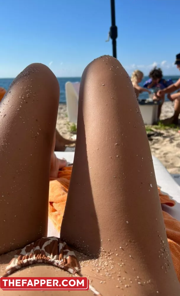  Emily Ratajkowski  Onlyfans Leaked Nude Image #ZsybP1j4JE