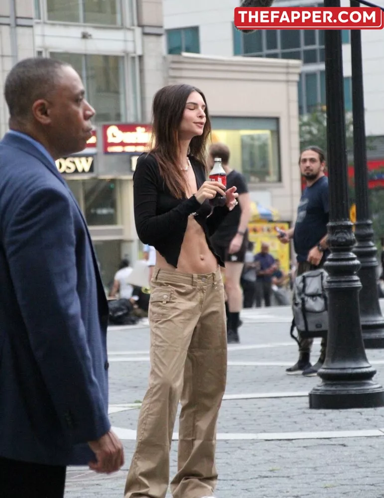  Emily Ratajkowski  Onlyfans Leaked Nude Image #aq9GbffqOf