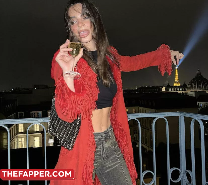  Emily Ratajkowski  Onlyfans Leaked Nude Image #cTxtjyK33Z