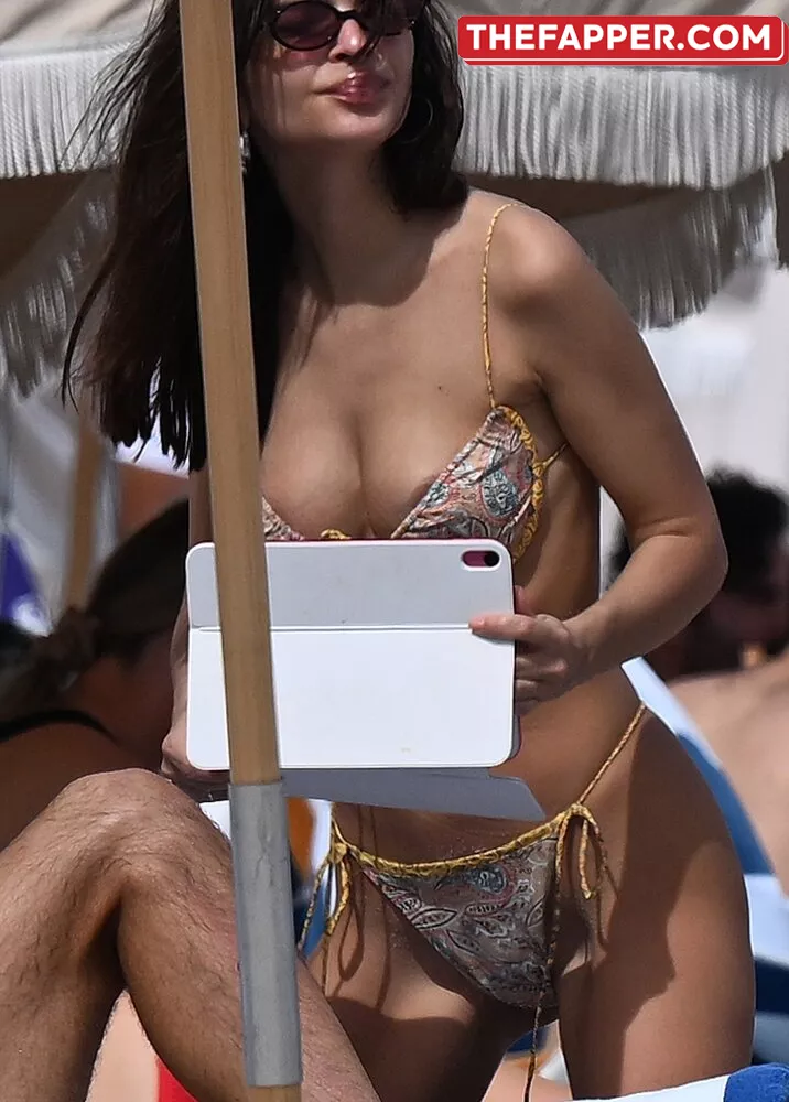  Emily Ratajkowski  Onlyfans Leaked Nude Image #iGPhDhUgg0