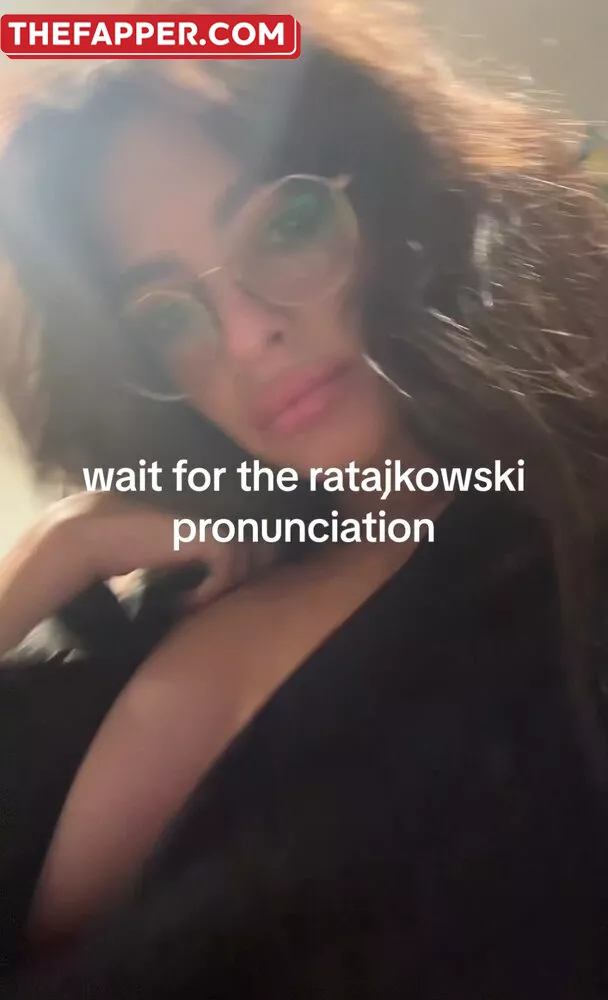  Emily Ratajkowski  Onlyfans Leaked Nude Image #ia1JADiT03