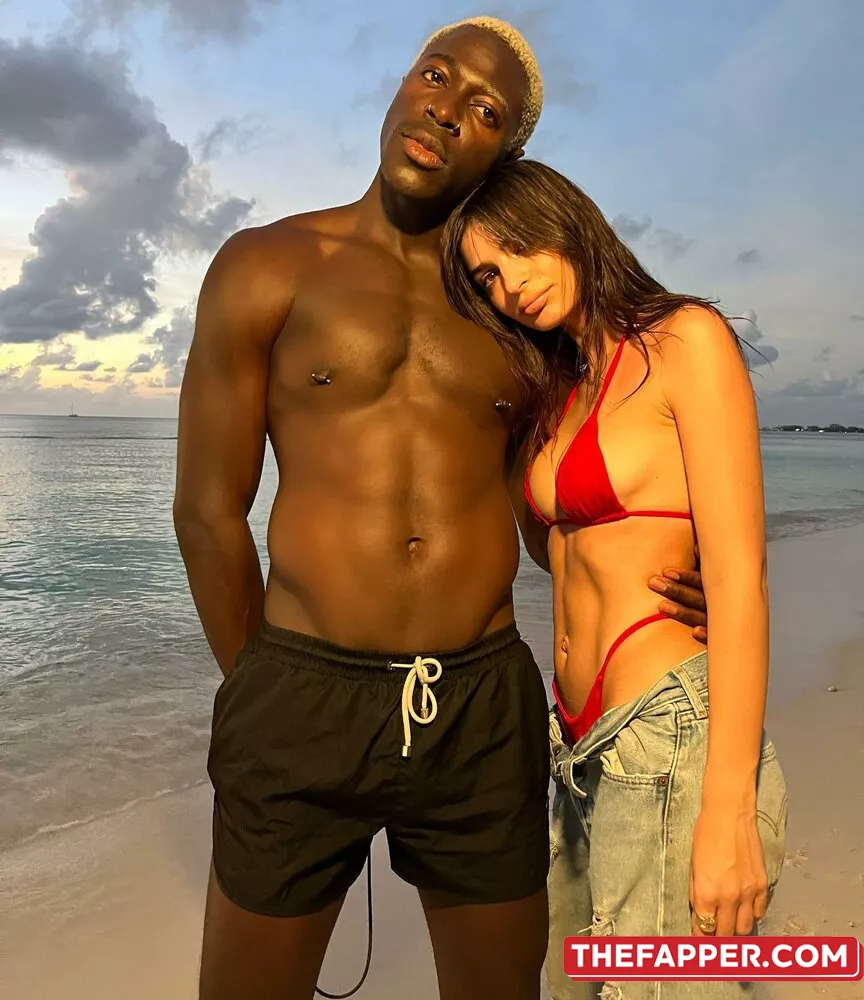  Emily Ratajkowski  Onlyfans Leaked Nude Image #ksY9xFl2Ka