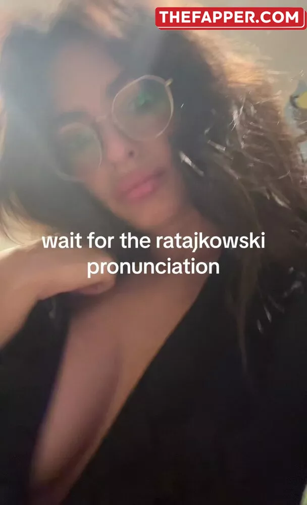  Emily Ratajkowski  Onlyfans Leaked Nude Image #taYYDLmF96