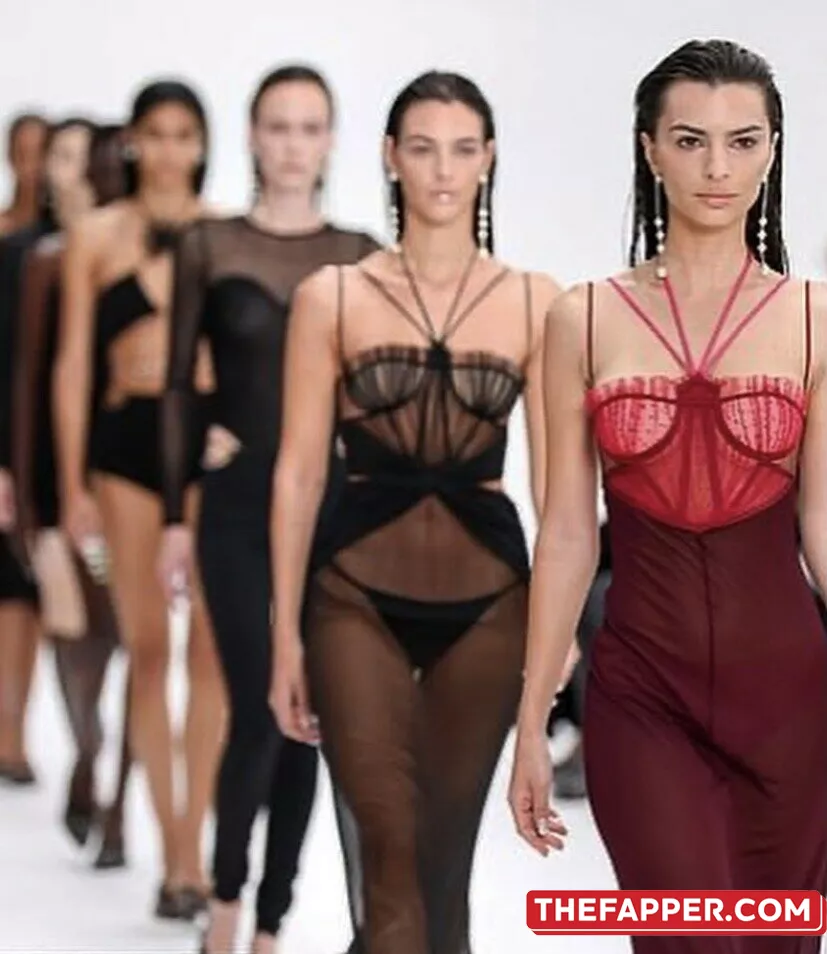  Emily Ratajkowski  Onlyfans Leaked Nude Image #uRRwzOHEAo