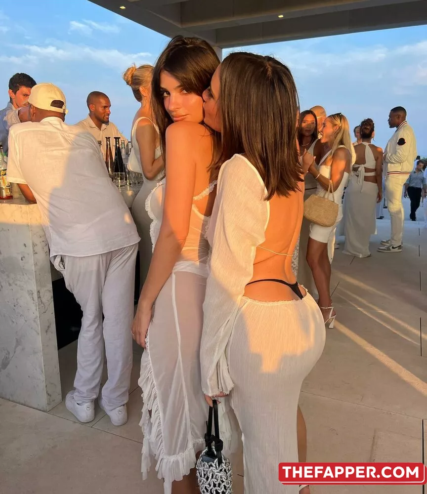  Emily Ratajkowski  Onlyfans Leaked Nude Image #vRJp6w2ynA