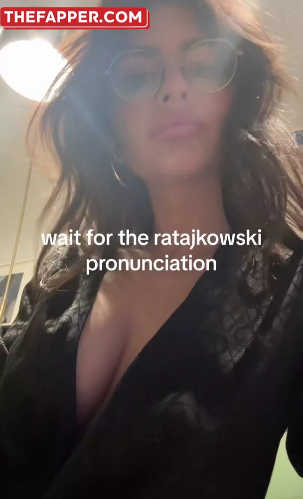  Emily Ratajkowski  Onlyfans Leaked Nude Image #xKHpr57AyW