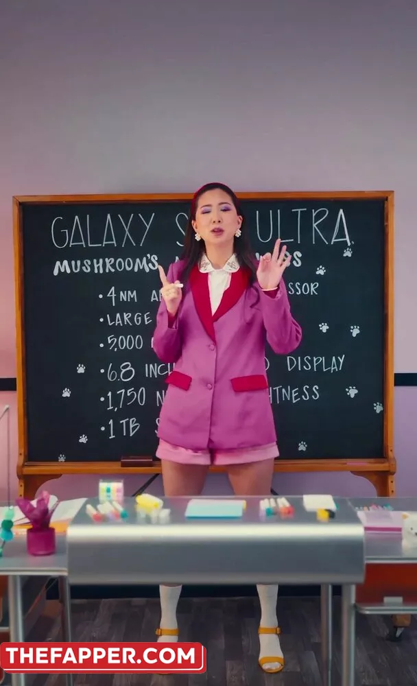  Fuslie  Onlyfans Leaked Nude Image #8ZBkiq53NX