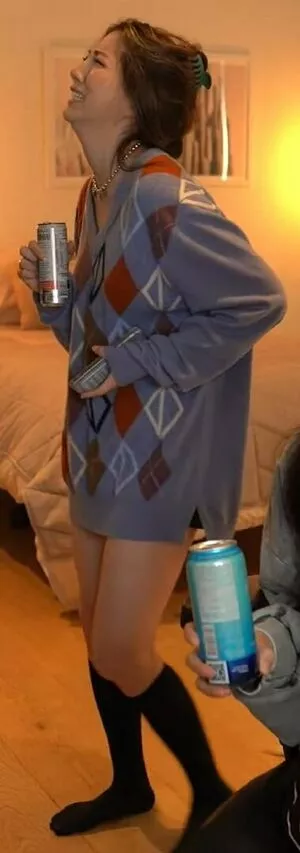  Fuslie #gYDYbcaynA