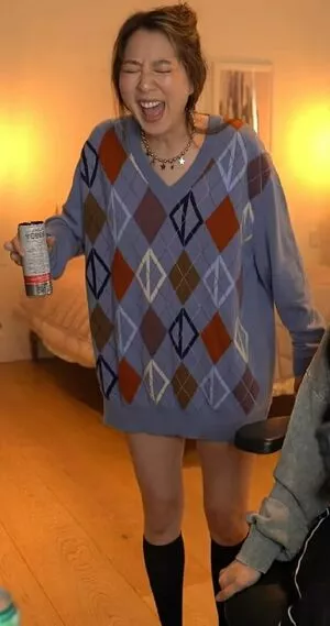  Fuslie #so2WKnDDwk