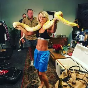  Kaley Cuoco Onlyfans Leaked Nude Image #JmGzAvEldZ