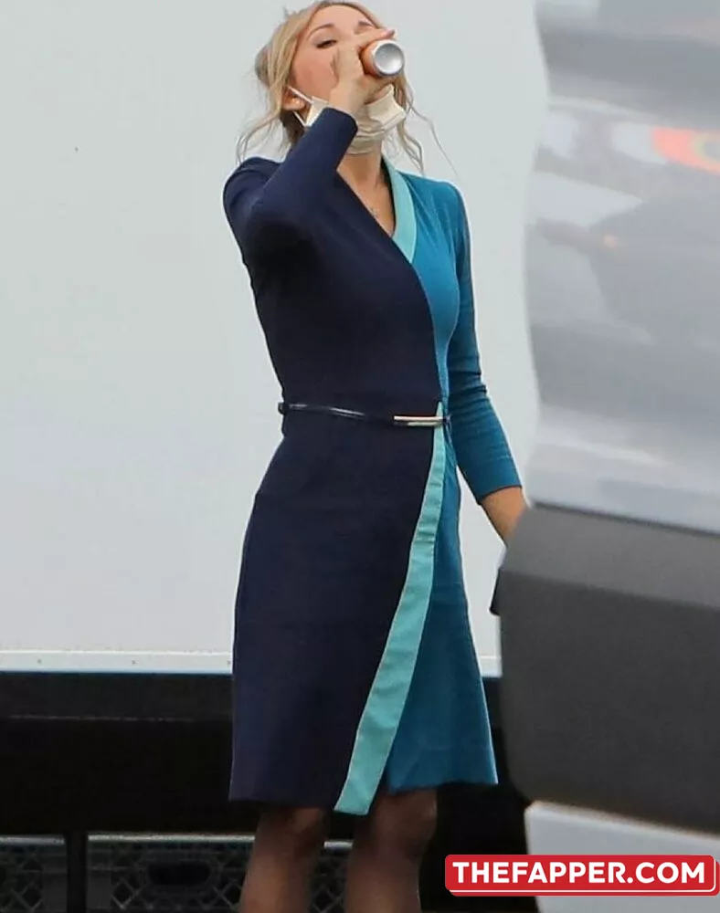  Kaley Cuoco  Onlyfans Leaked Nude Image #K6B9EmKf15
