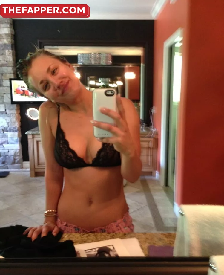  Kaley Cuoco  Onlyfans Leaked Nude Image #rdm3At3Jp8