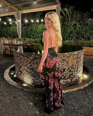 Katherine Mcnamara #jHbA6eoCDM