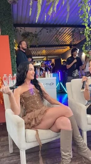  Katy Perry #9NzlFFedqW
