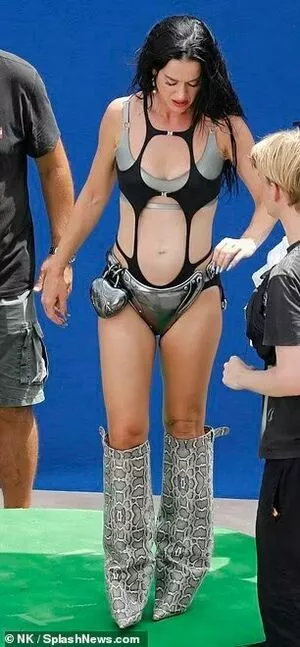  Katy Perry Onlyfans Leaked Nude Image #caqGyUzo8E