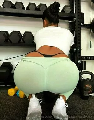  Katya Elise Henry #V4KjmQumgP