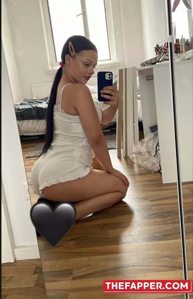  Lara Bttn  Onlyfans Leaked Nude Image #gRXqPa5vDG