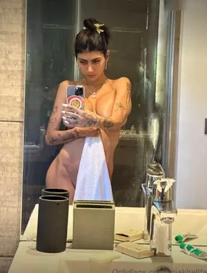  Mia Khalifa Onlyfans Leaked Nude Image #2ncNksUeGR