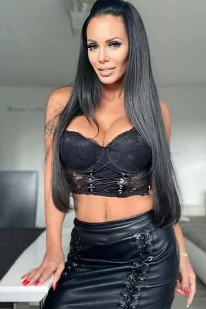  Onlyheni Onlyfans Leaked Nude Image #haW0qqnFAV
