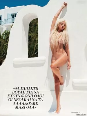  Playboy International #bEuB2xbWL5