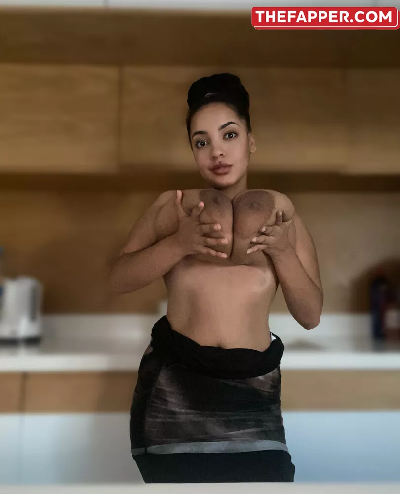  Thegirlinred0  Onlyfans Leaked Nude Image #93PgxB7c6q