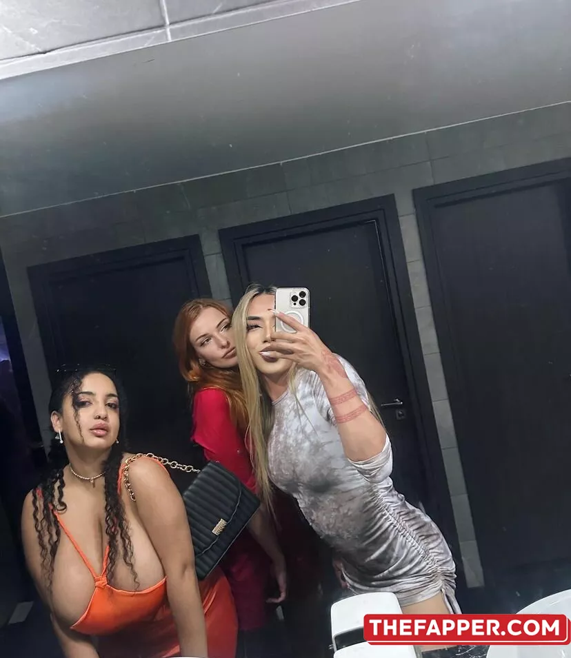  Thegirlinred0  Onlyfans Leaked Nude Image #OVV3ohPlni