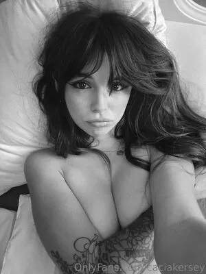 Acacia Kersey #SeTFNVQgru