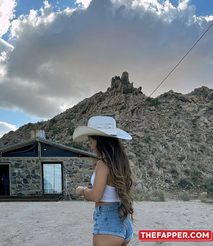 Alahnaly  Onlyfans Leaked Nude Image #85OJvphZ3F