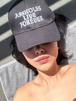 Alexa Mansour #SMhNZnIIqS